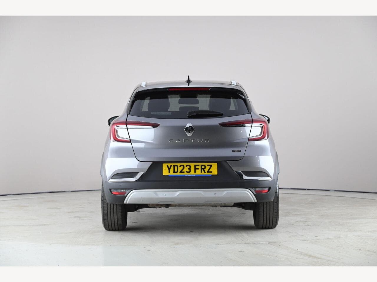 Renault Captur thumbnail Rear