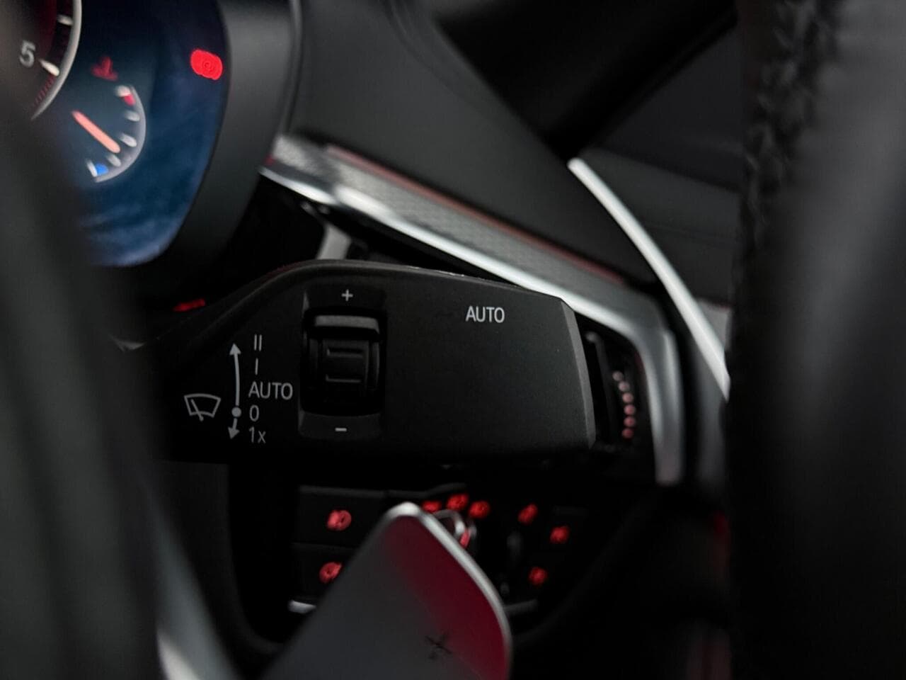 BMW 5 Series thumbnail Misc Controls