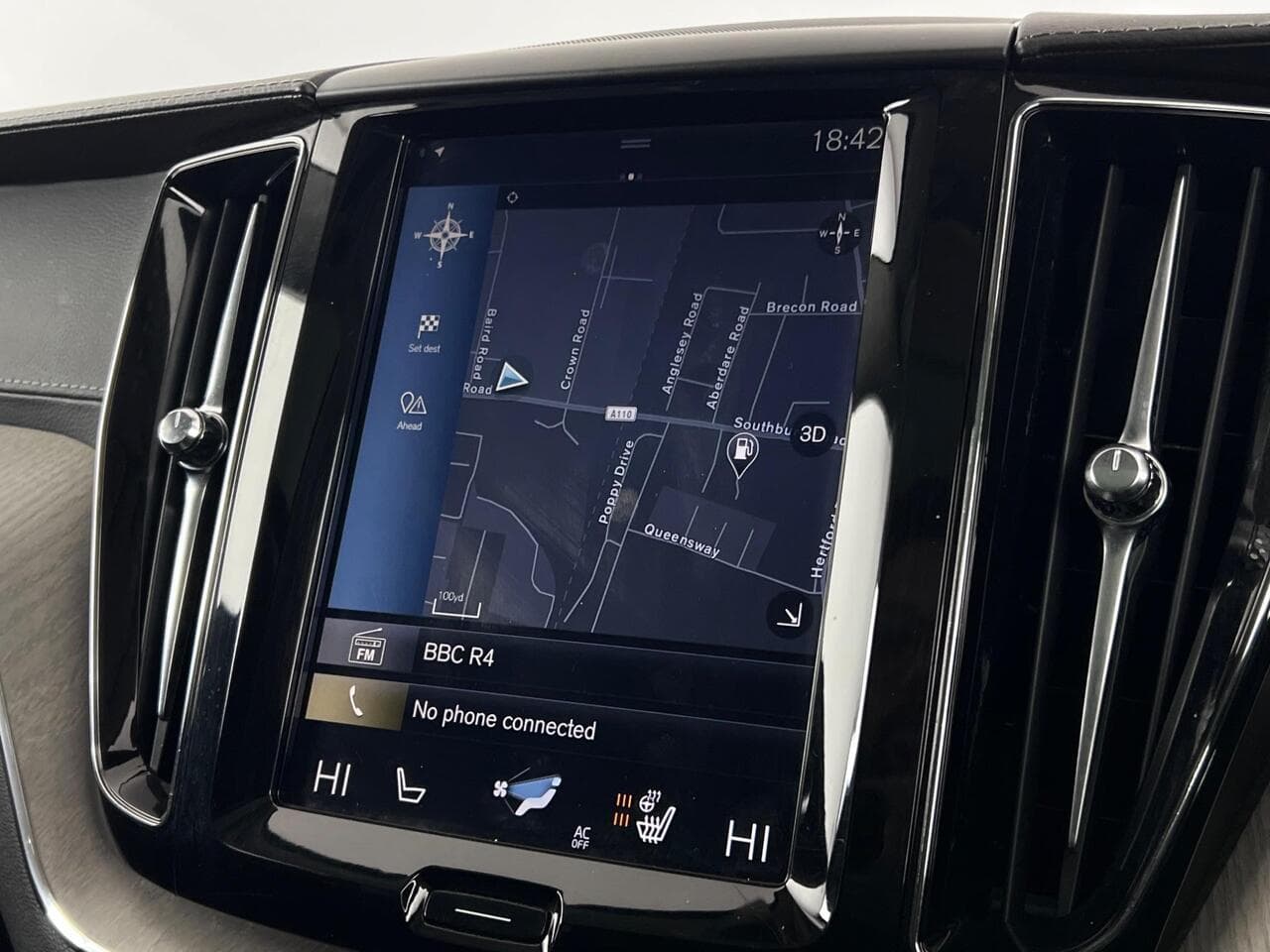 Volvo XC60 thumbnail Infotainment System