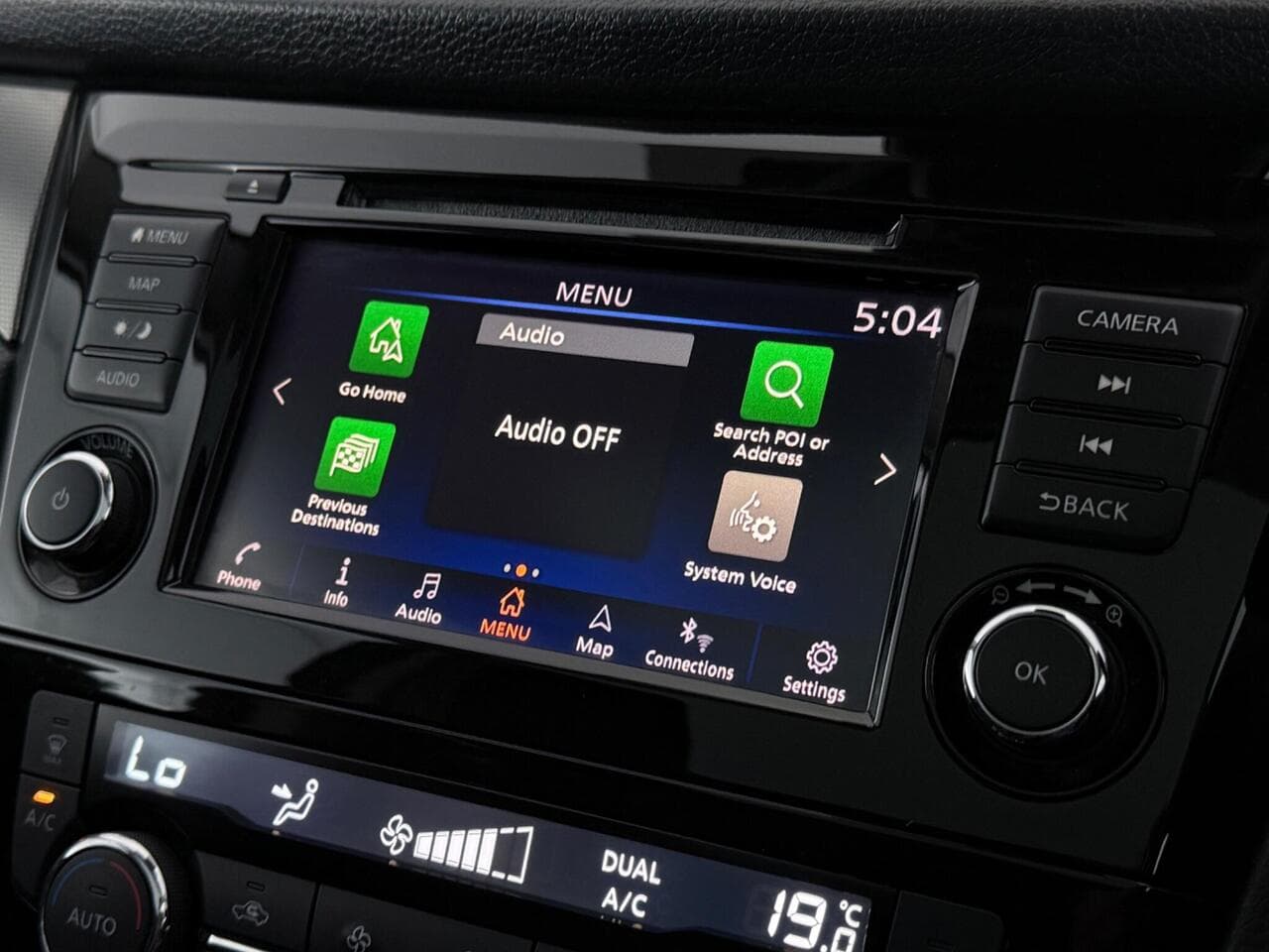 Nissan Qashqai thumbnail Infotainment System