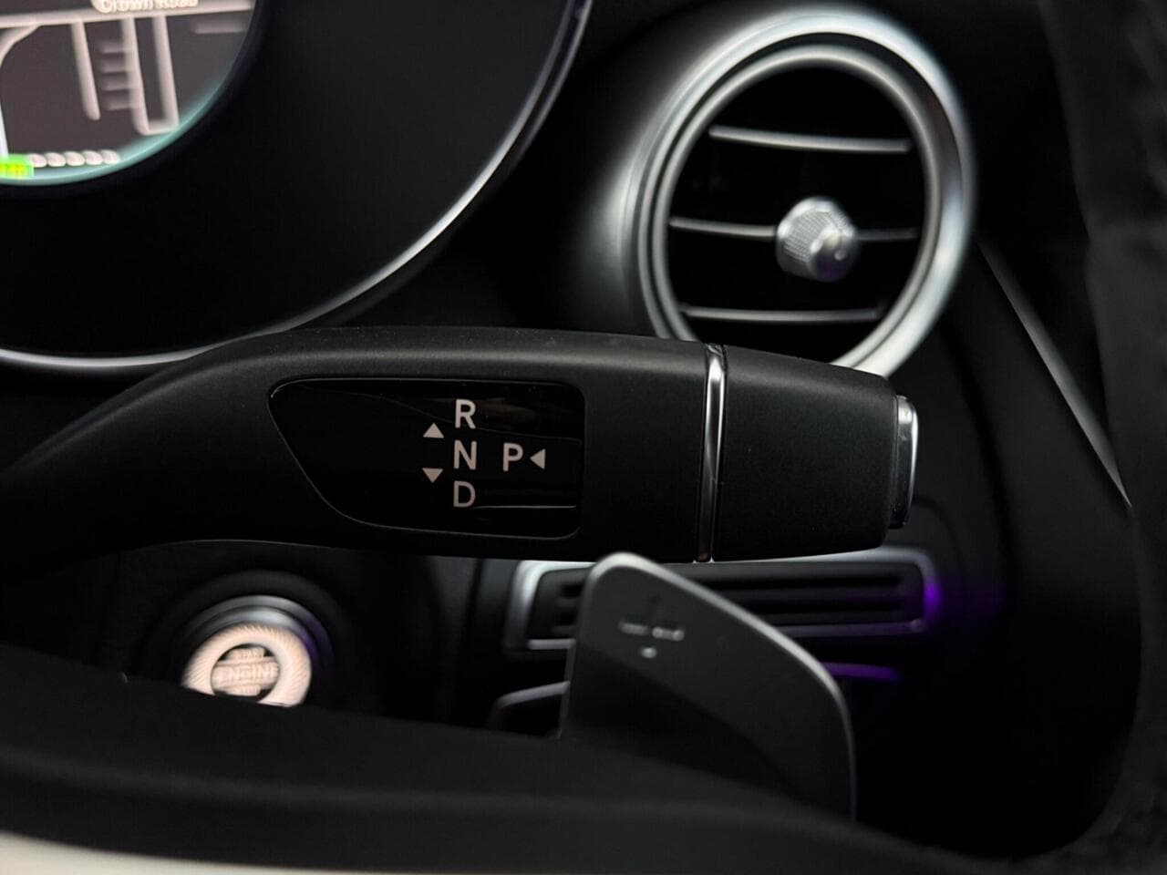 Mercedes-Benz C Class thumbnail Misc Controls
