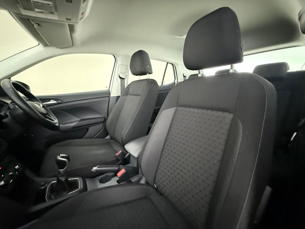 Volkswagen T-Cross thumbnail Seat Front Passenger