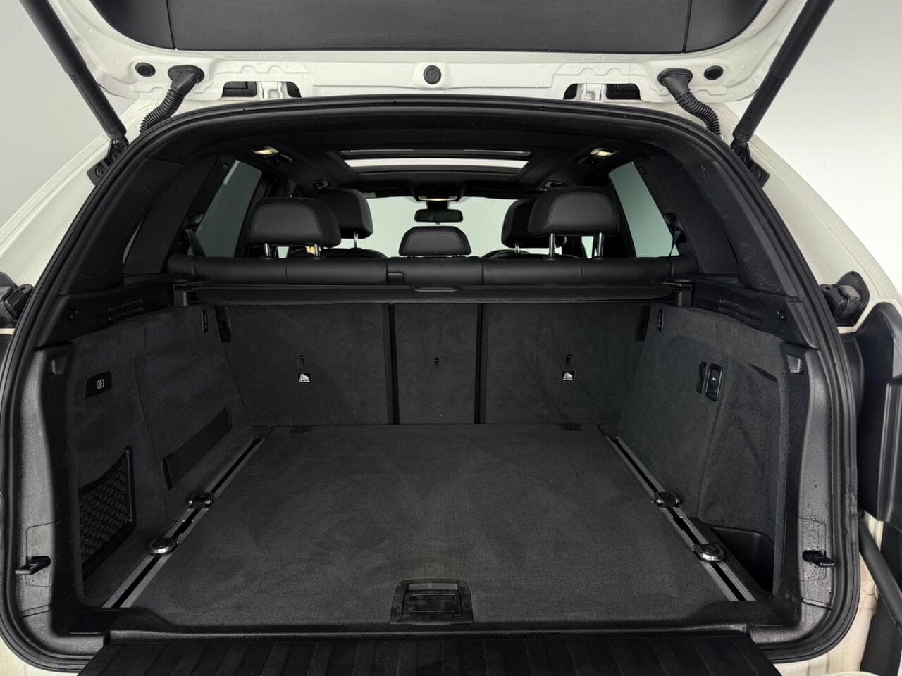 BMW X5 thumbnail Boot