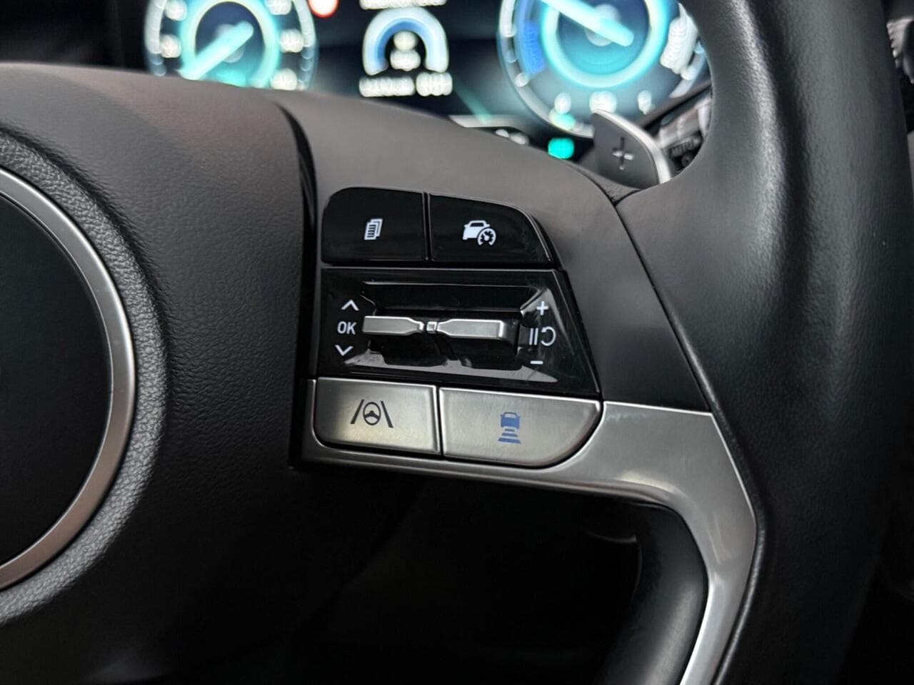 Hyundai TUCSON thumbnail Misc Controls