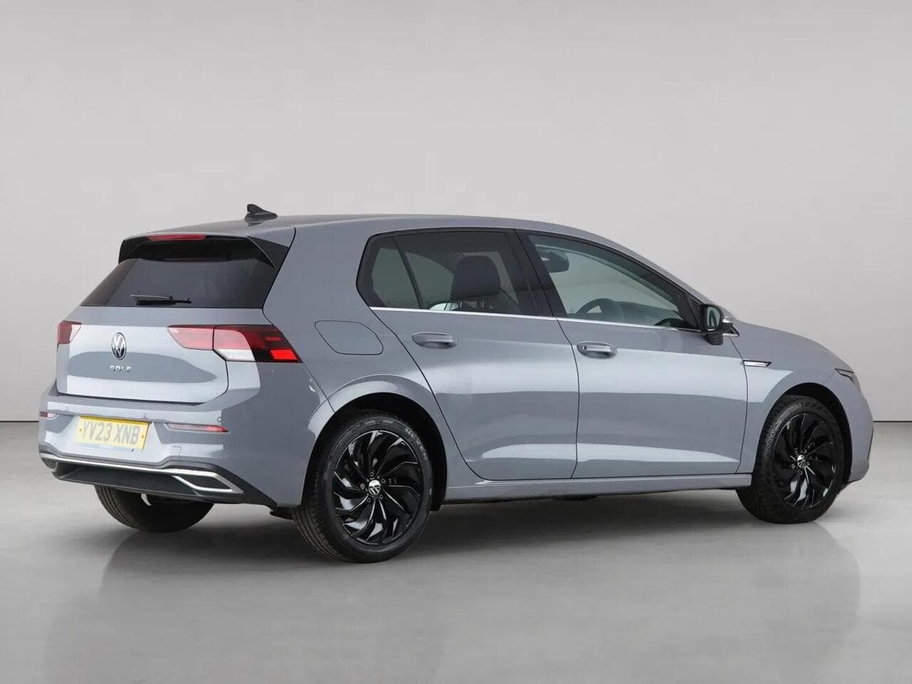 Volkswagen Golf thumbnail Rear Right
