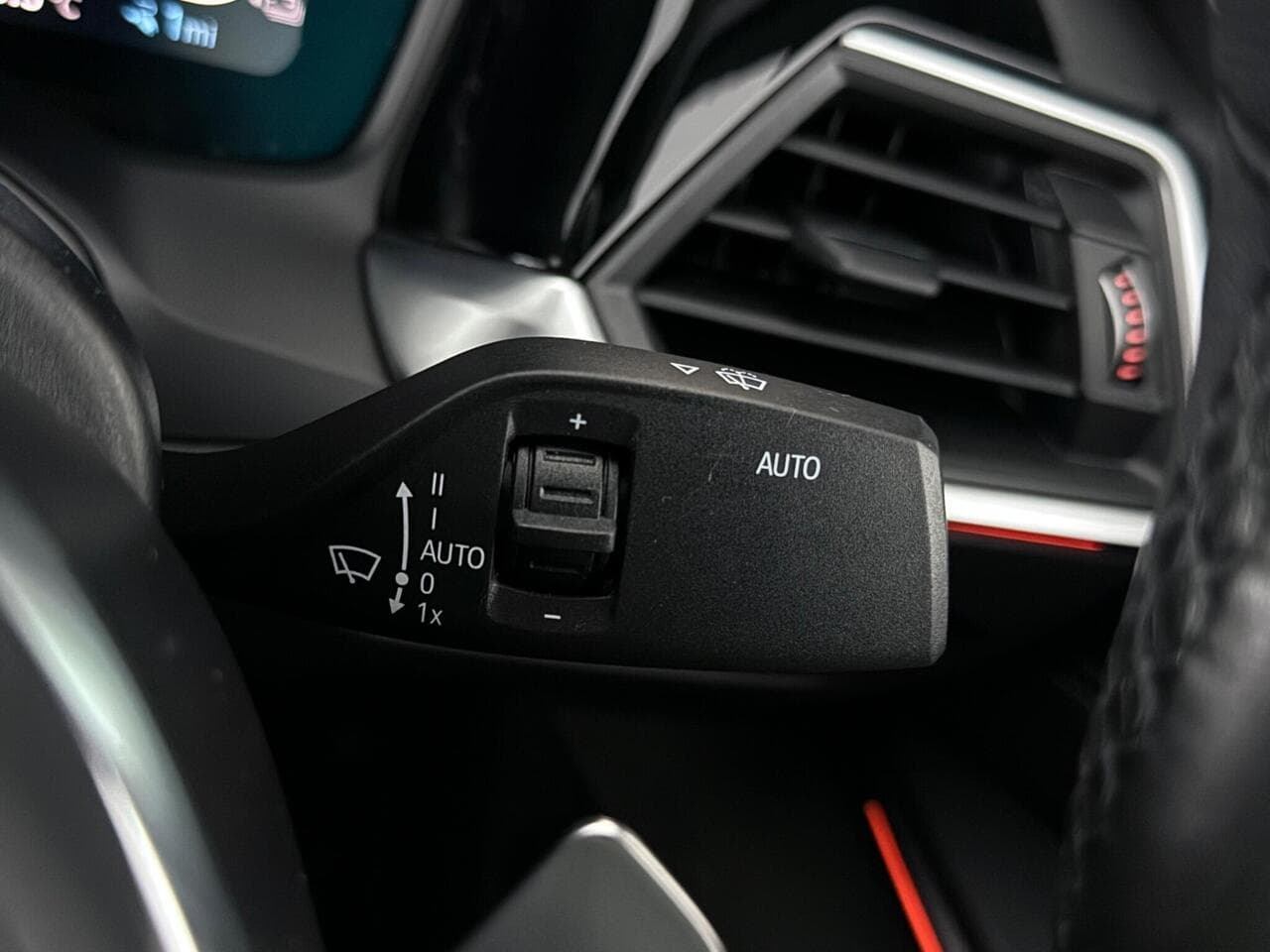 BMW 3 Series thumbnail Misc Controls
