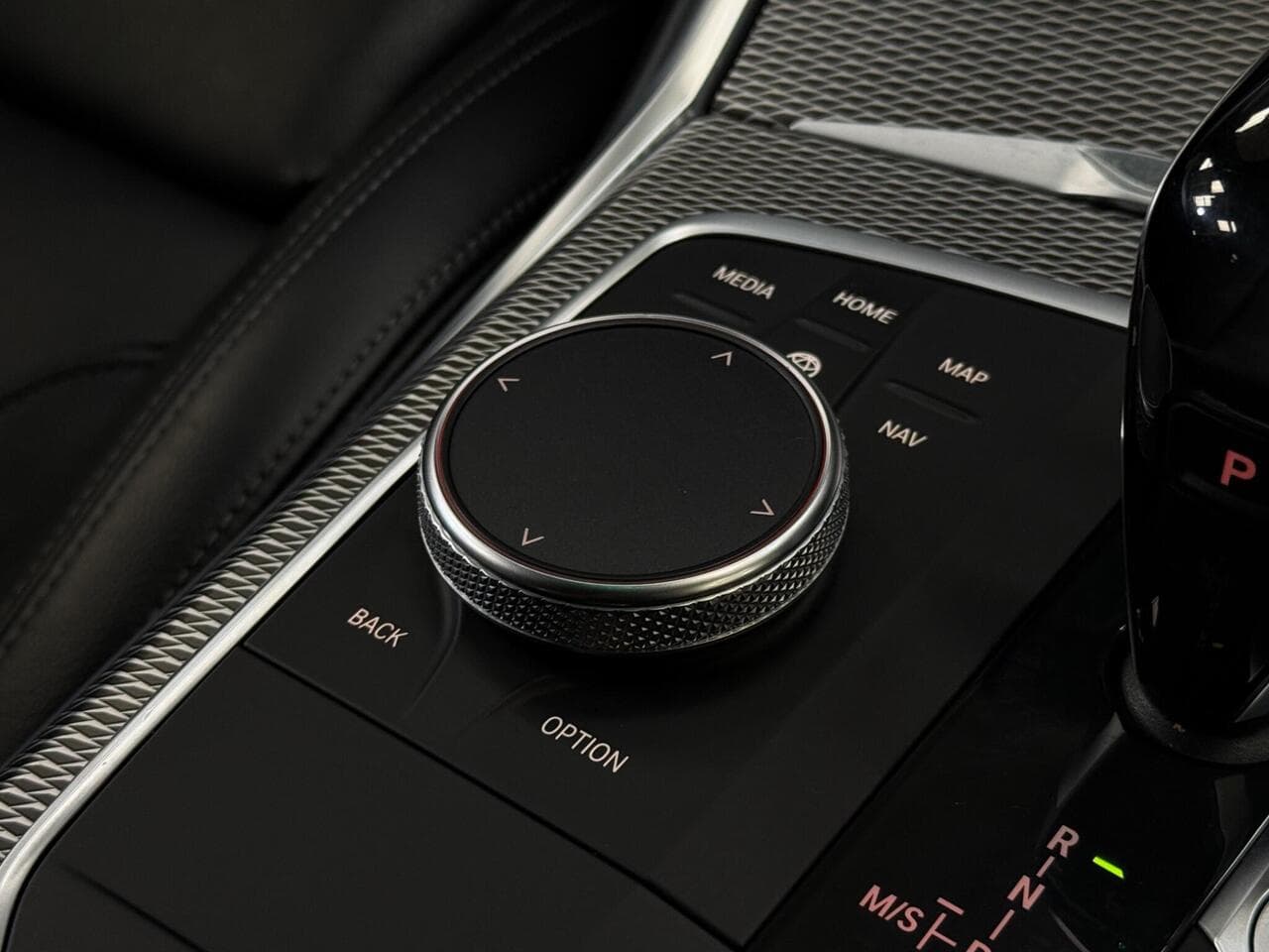 BMW 3 Series thumbnail Misc Controls