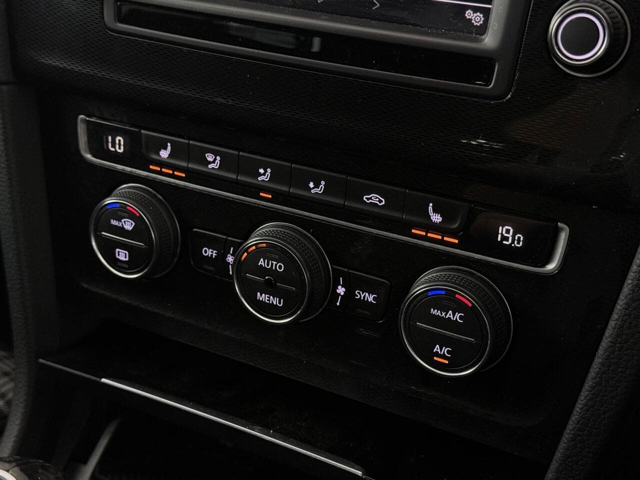 Volkswagen Golf thumbnail Misc Controls