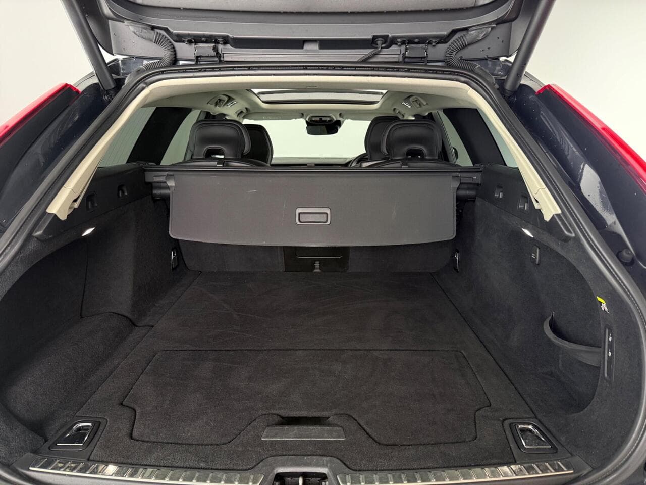 Volvo V90 thumbnail Boot