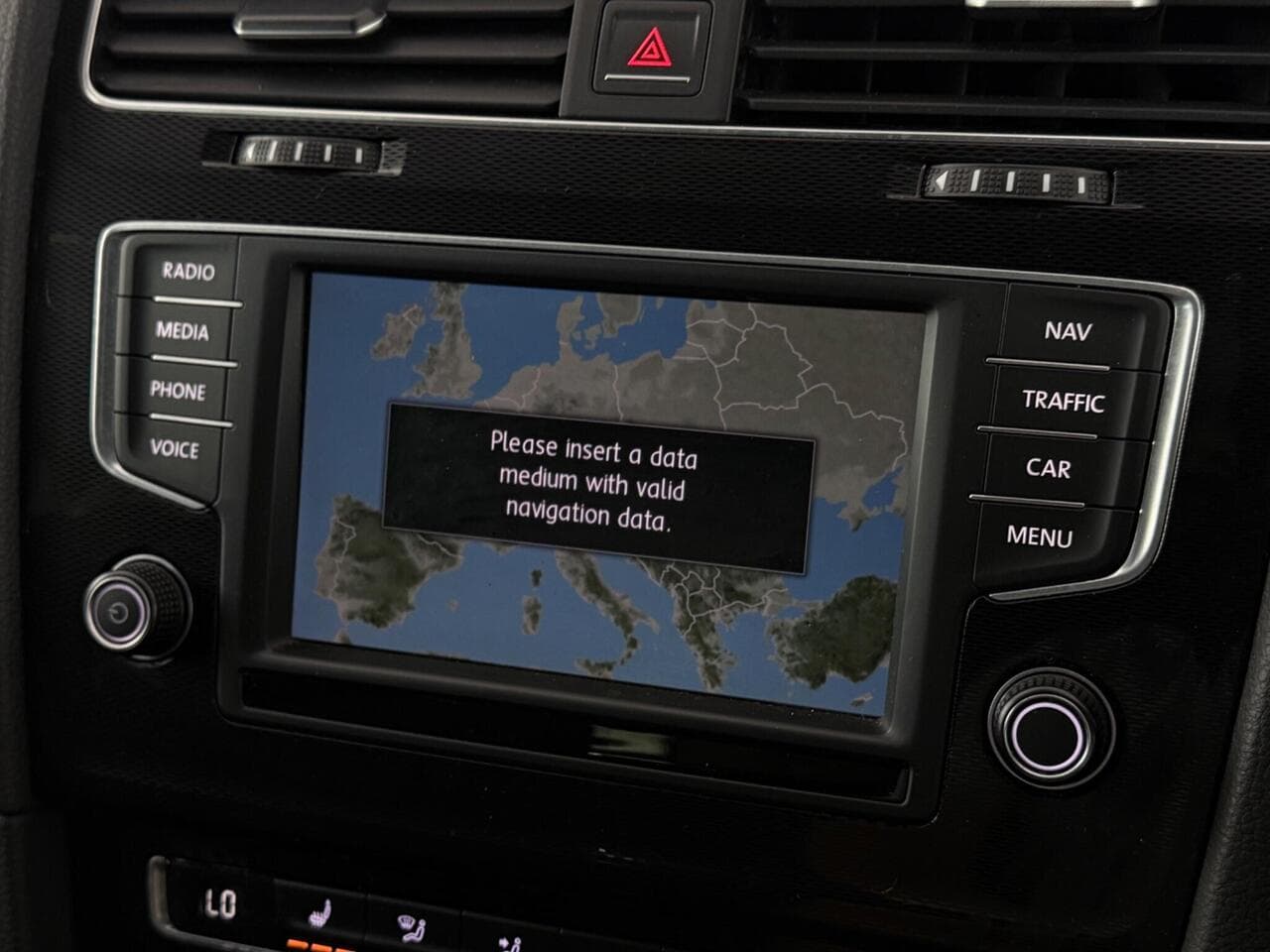 Volkswagen Golf thumbnail Infotainment System