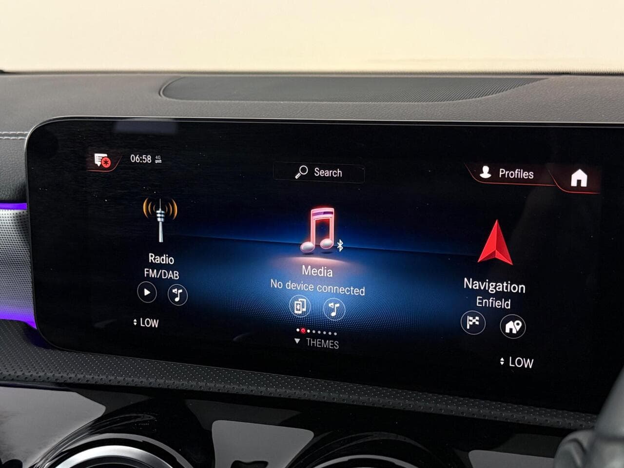 Mercedes-Benz A Class thumbnail Infotainment System