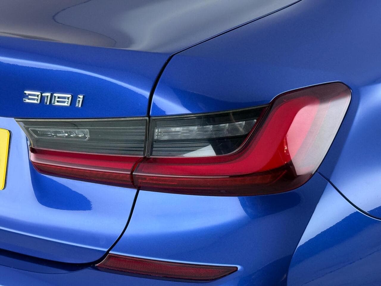 BMW 3 Series thumbnail Lights Rear