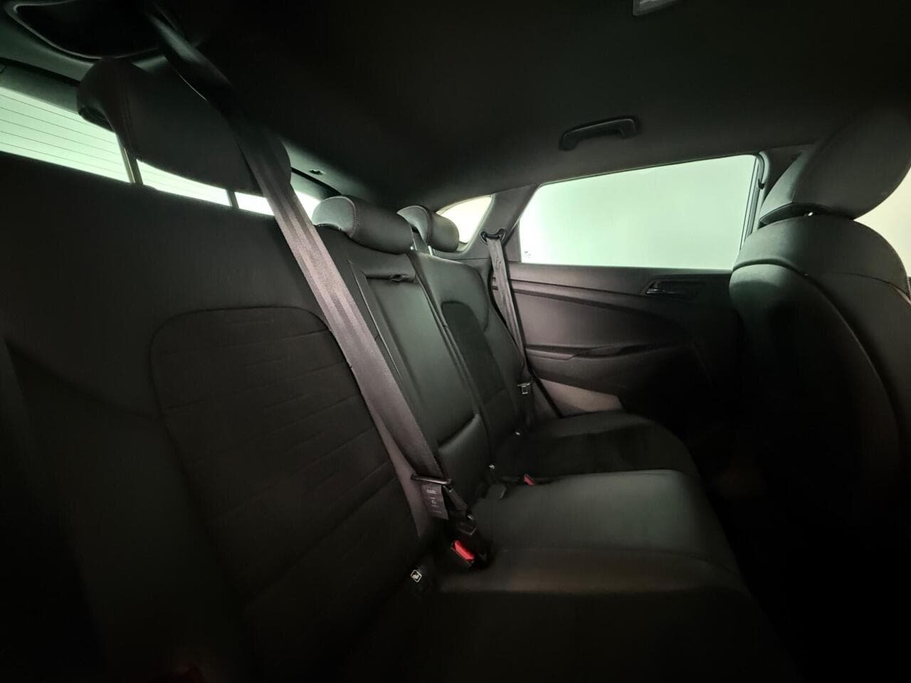 Hyundai TUCSON thumbnail Seats Rear