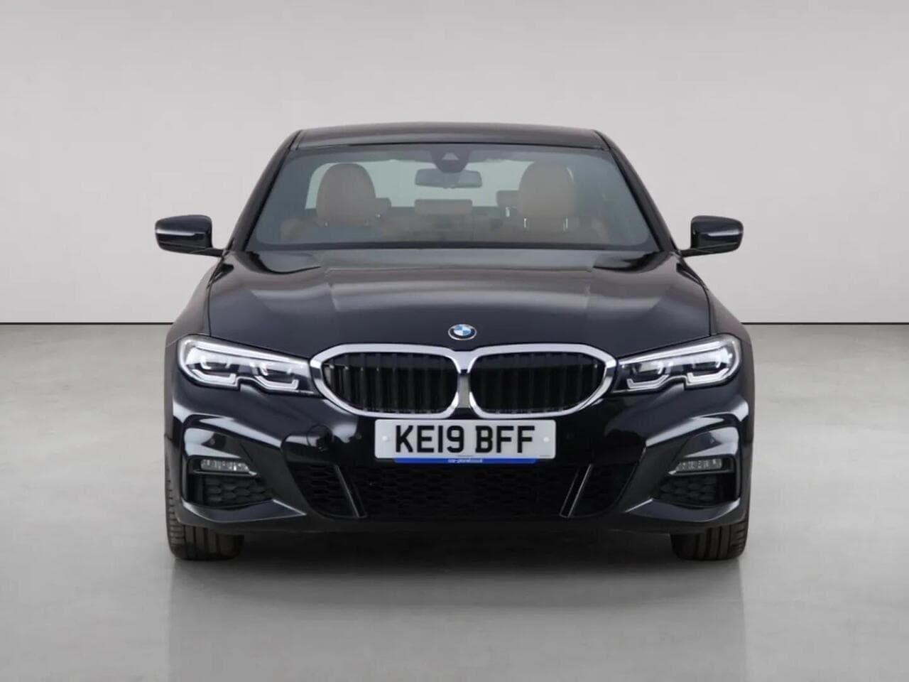 BMW 3 Series thumbnail Front