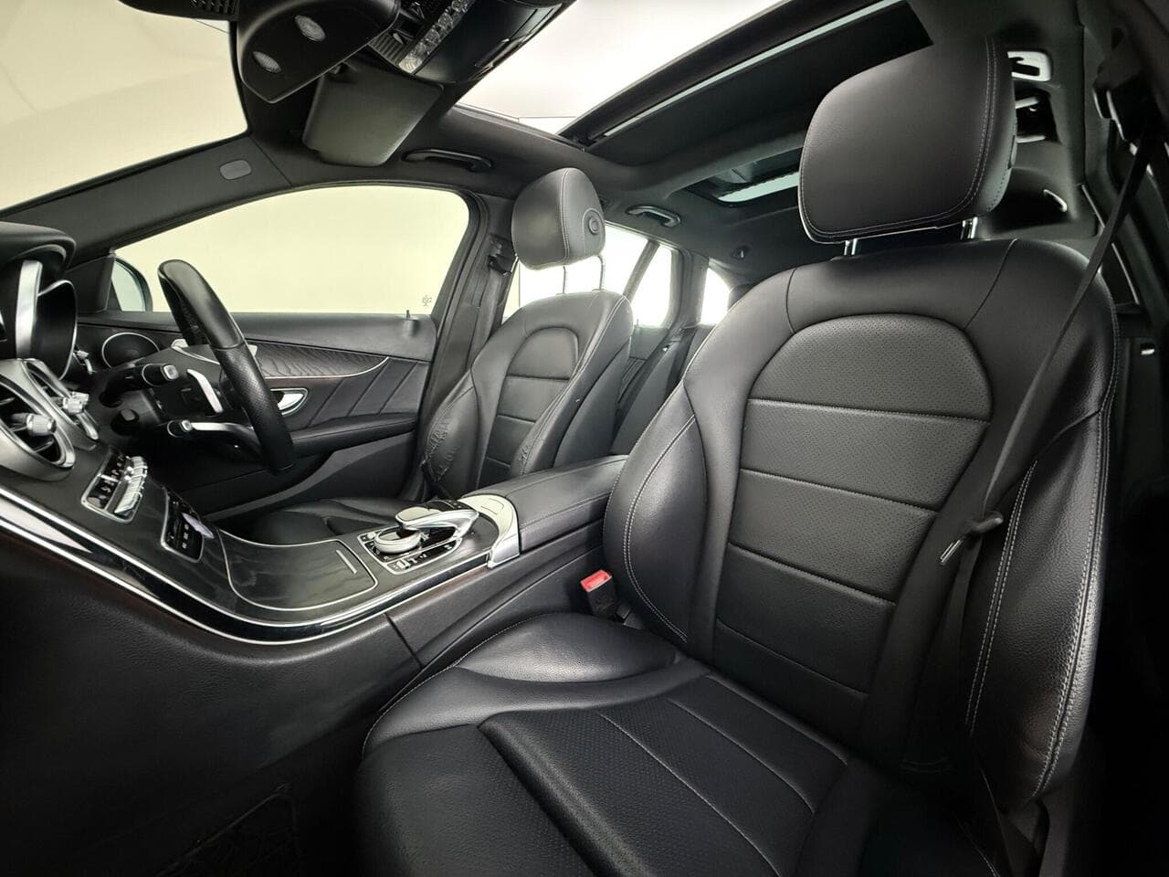 Mercedes-Benz C Class thumbnail Seat Front Passenger