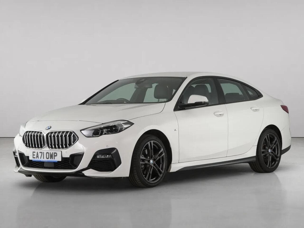 BMW 2 Series Gran Coupe thumbnail Front Left
