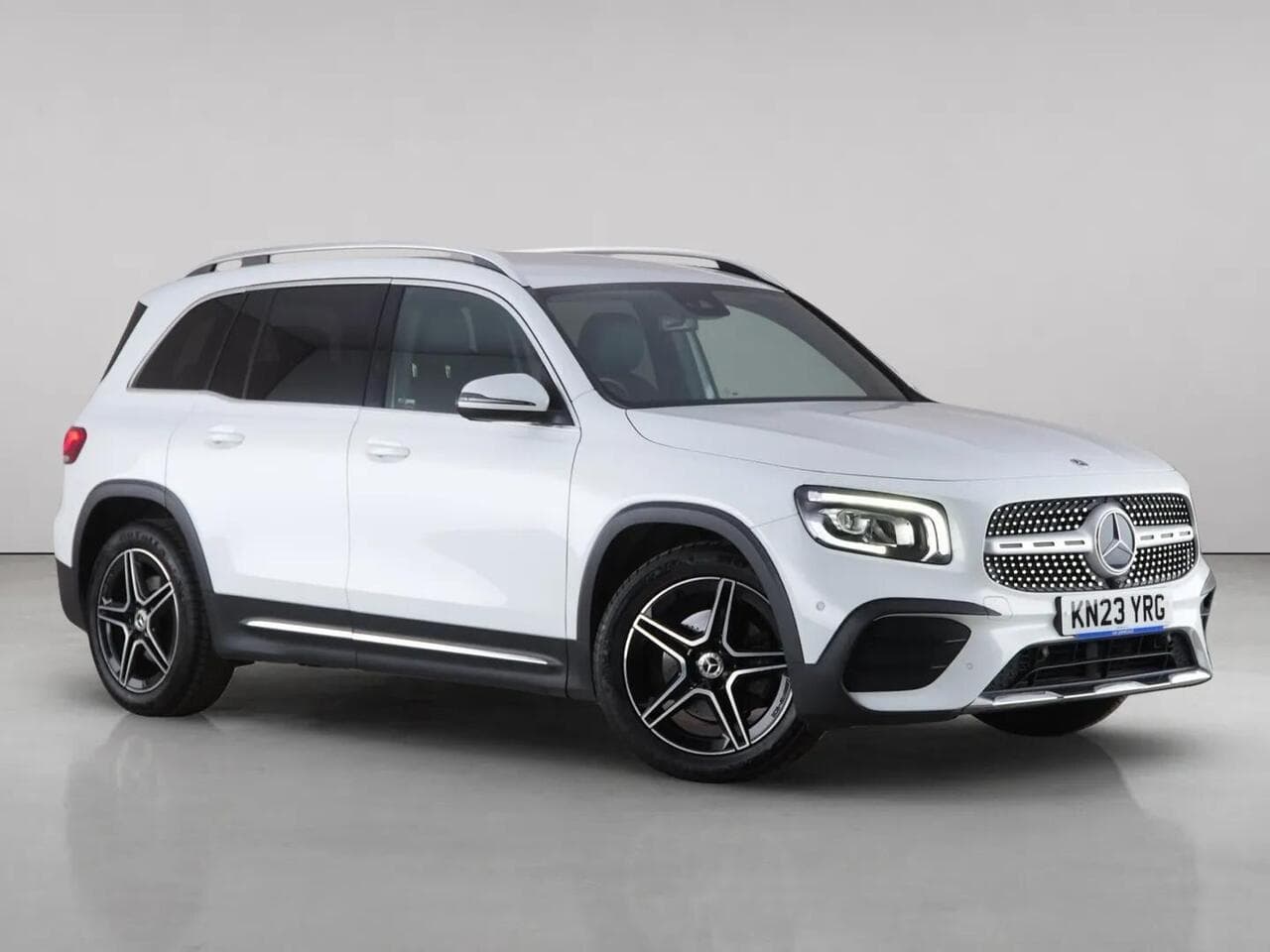 Mercedes-Benz GLB - Mercedes-Benz GLB 1.3 GLB200 AMG Line (Executive) 7G-DCT Euro 6 (s/s) 5dr