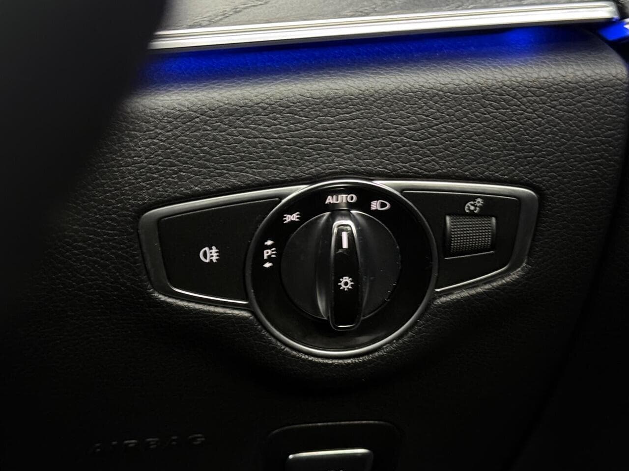 Mercedes-Benz E Class thumbnail Misc Controls