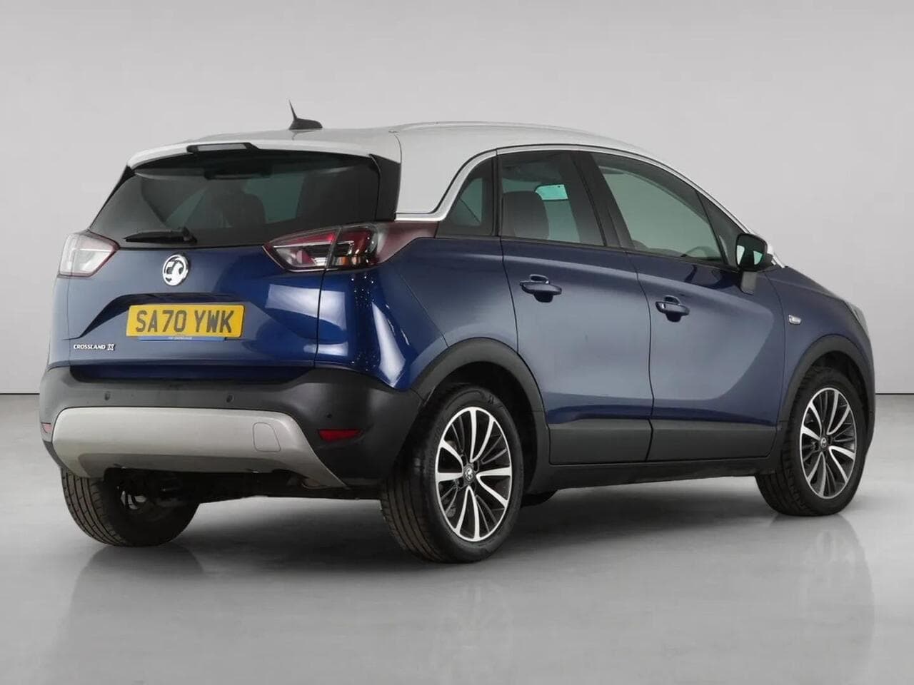 Vauxhall Crossland X thumbnail Rear Right