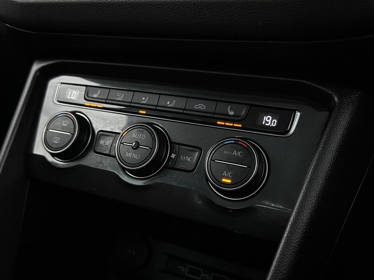 Volkswagen Tiguan thumbnail Misc Controls