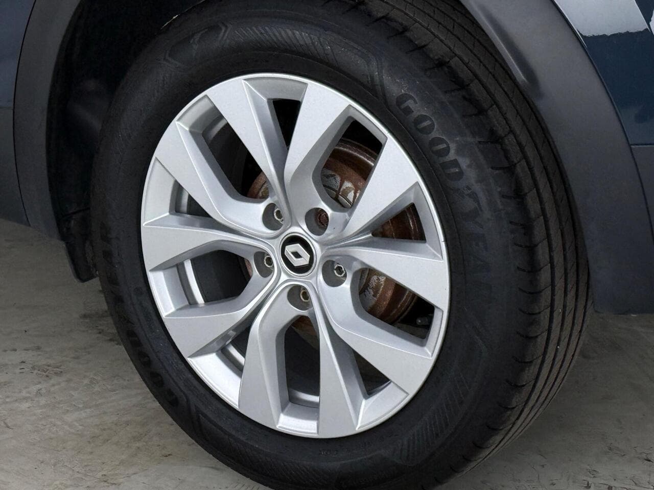 Renault Captur thumbnail Wheel