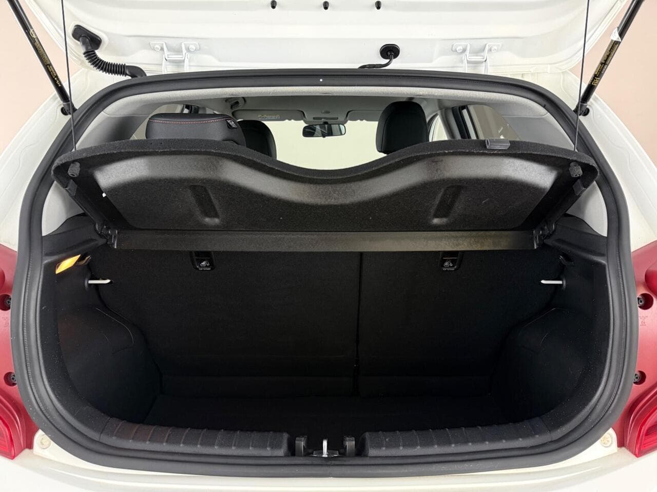 Kia Picanto thumbnail Boot