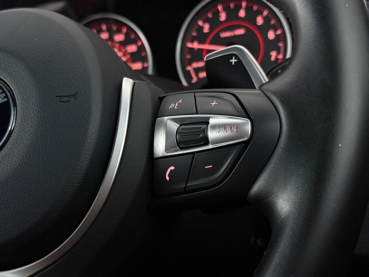 BMW 4 Series Gran Coupe thumbnail Misc Controls