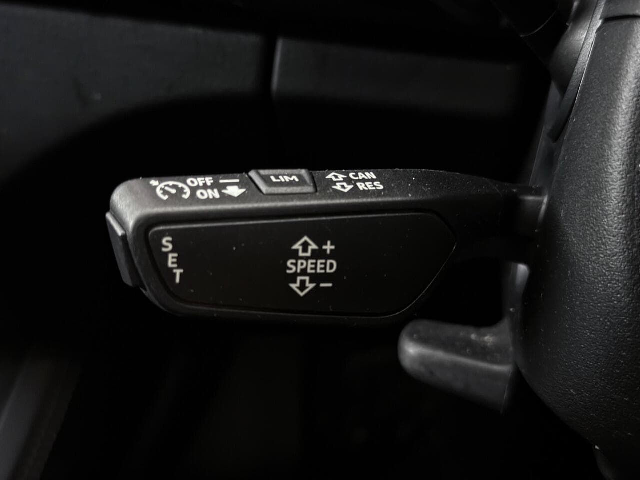 Audi Q5 thumbnail Misc Controls