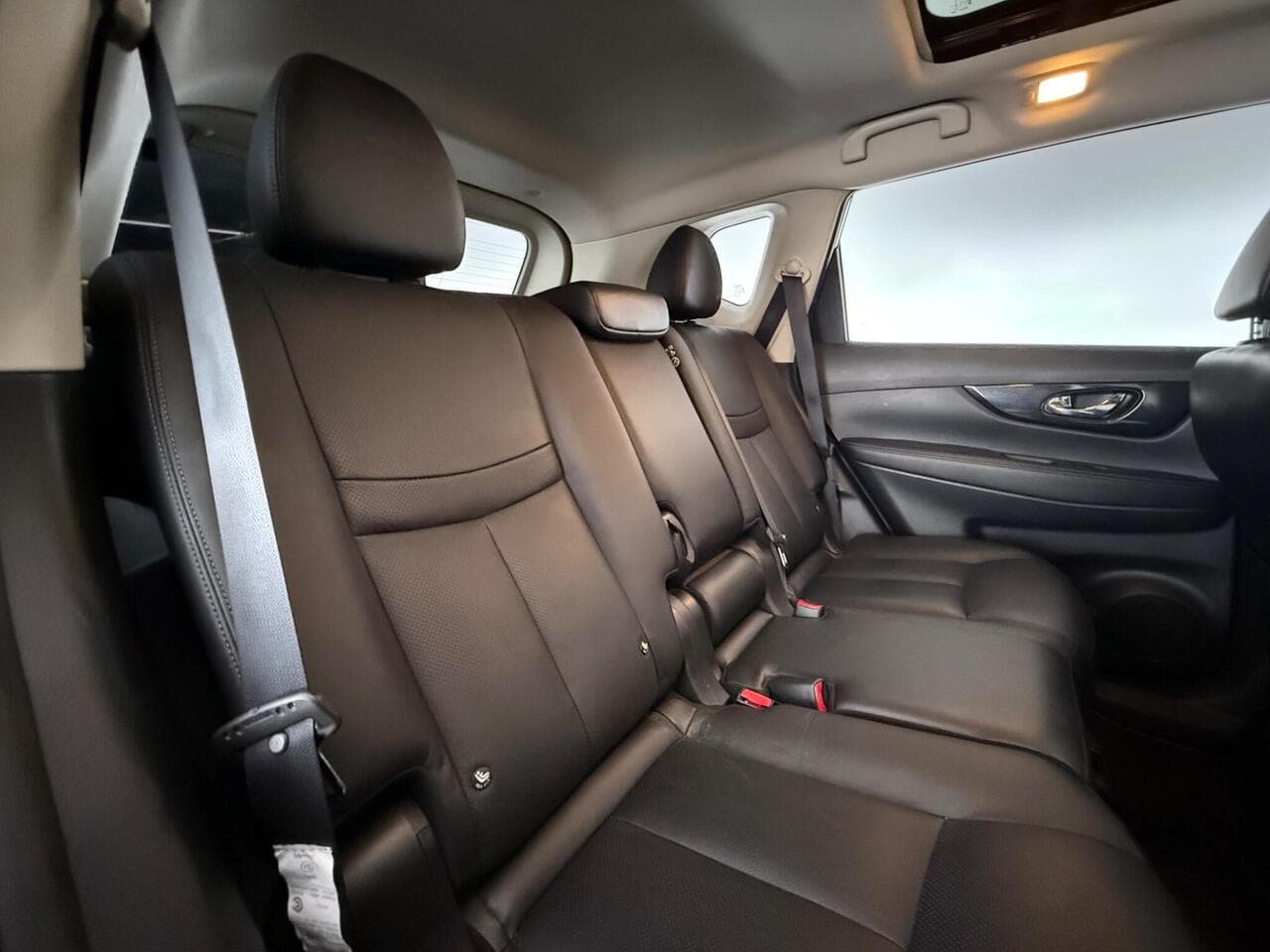Nissan X-Trail thumbnail Seats Rear