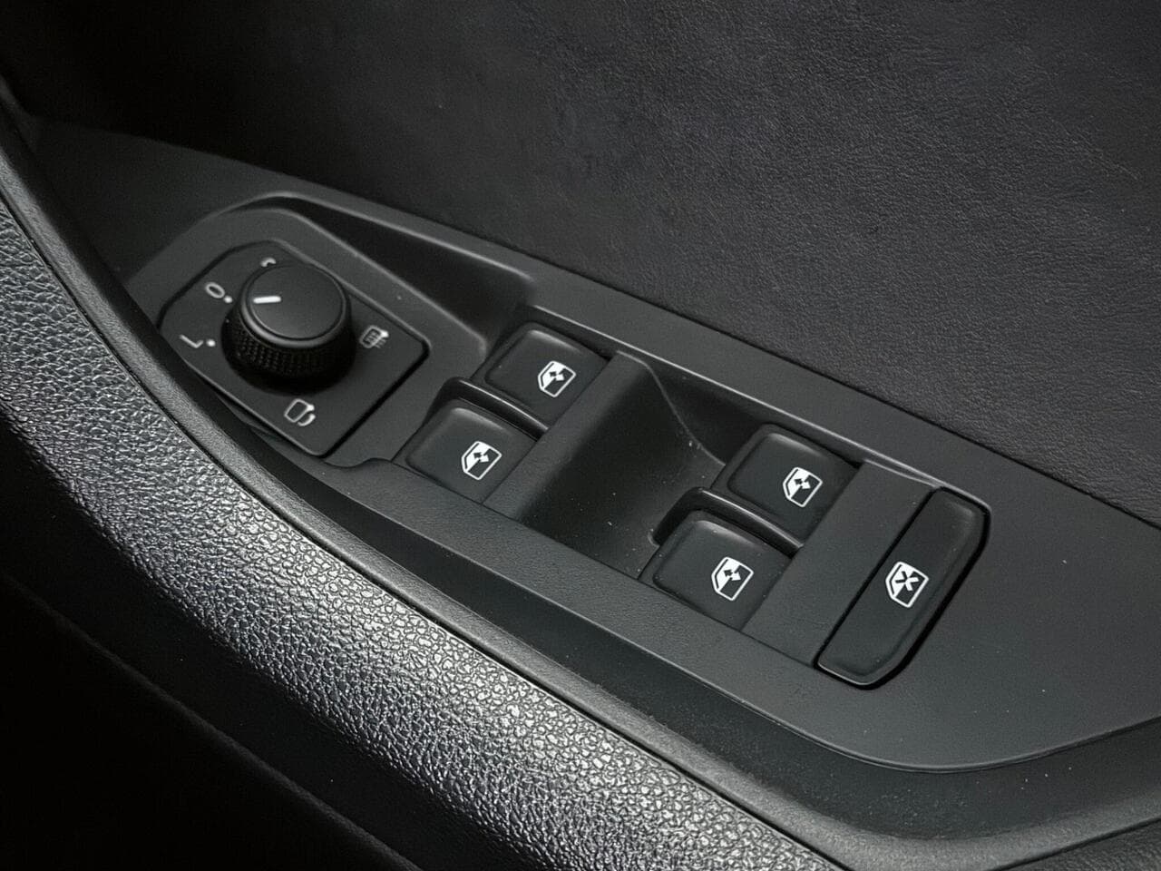 Skoda Kodiaq thumbnail Misc Controls