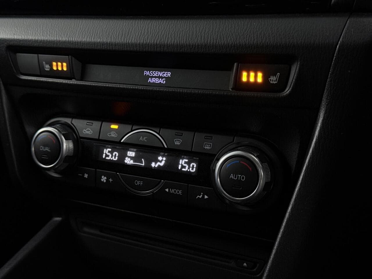 Mazda Mazda3 thumbnail Misc Controls