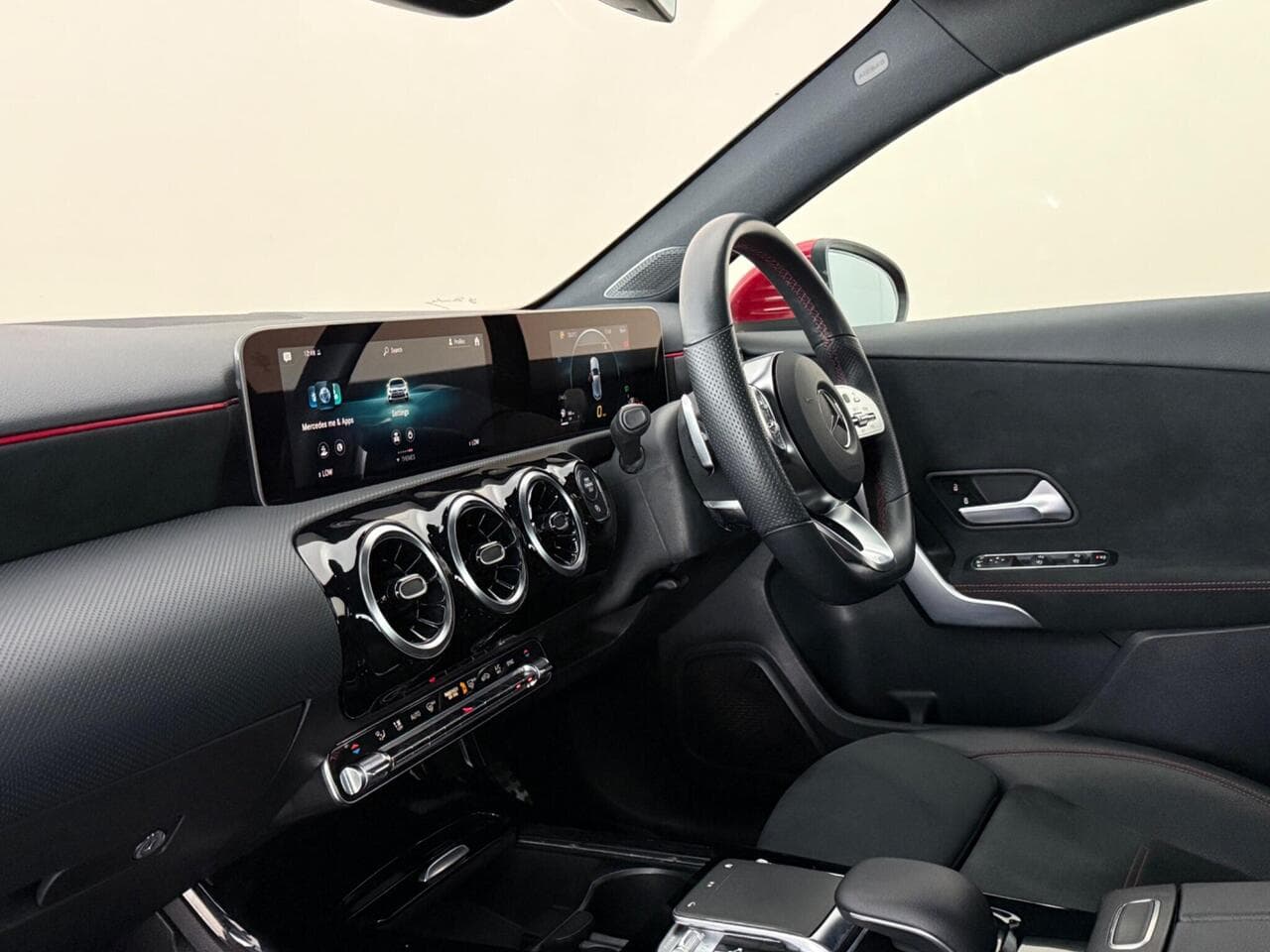 Mercedes-Benz A Class thumbnail Interior Front