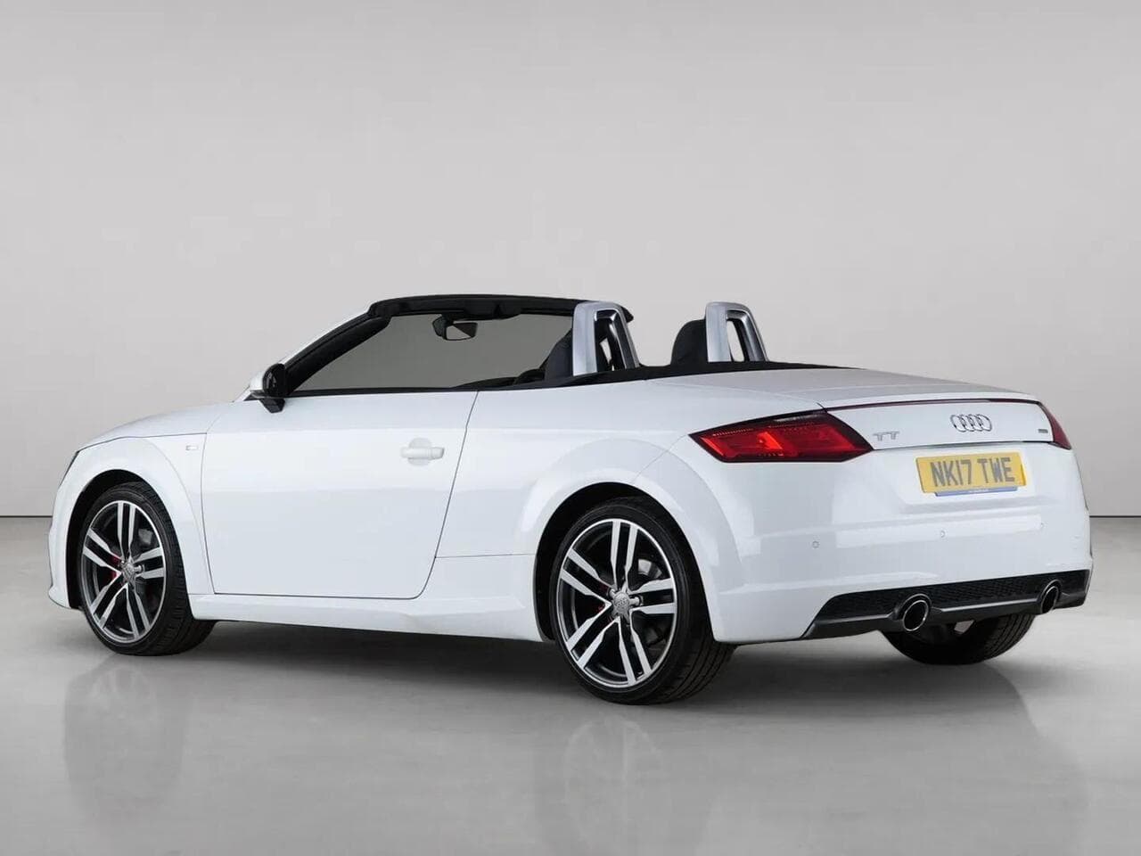 Audi TT thumbnail Rear Left
