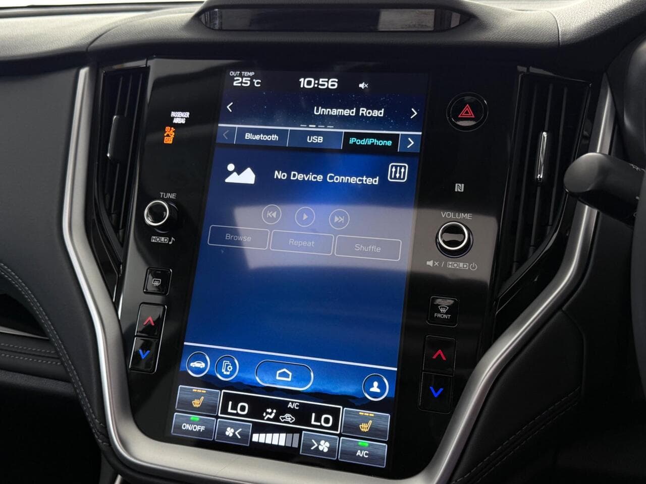 Subaru Outback thumbnail Infotainment System