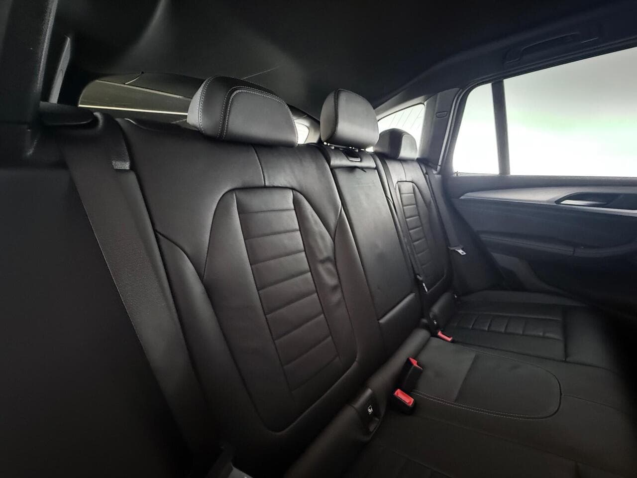BMW X3 thumbnail Seats Rear