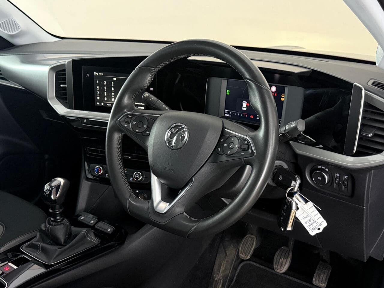 Vauxhall Mokka thumbnail Steering Wheel