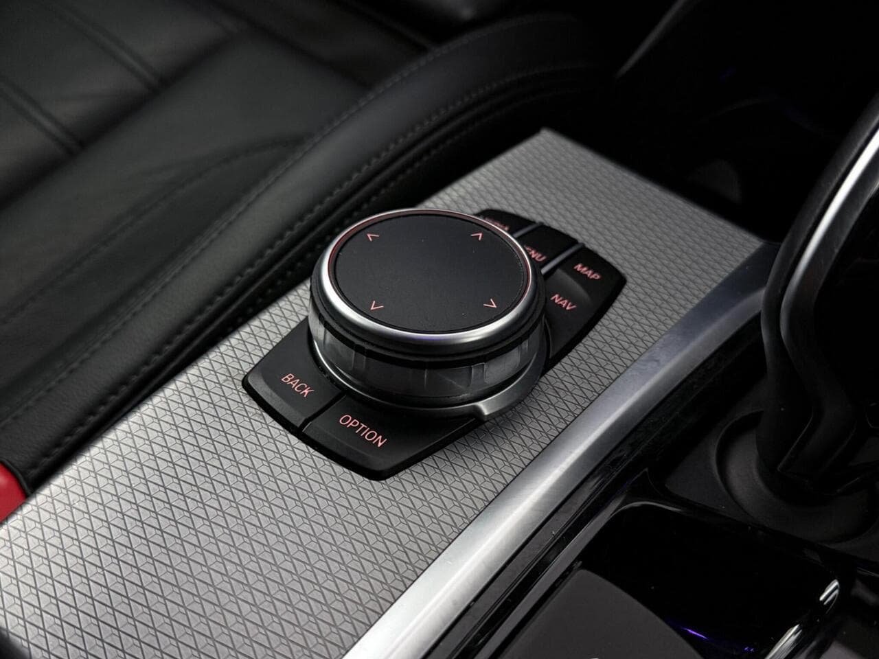 BMW X3 thumbnail Interior Front
