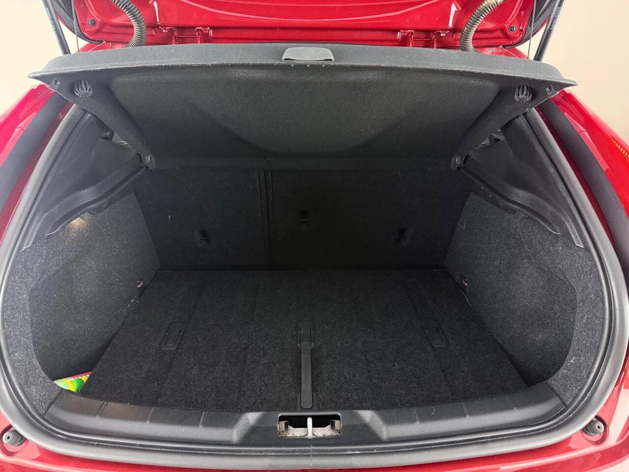 Volvo V40 thumbnail Boot