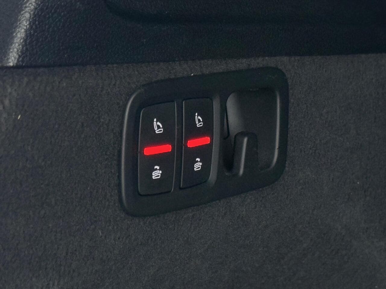 Audi Q7 thumbnail Misc Controls