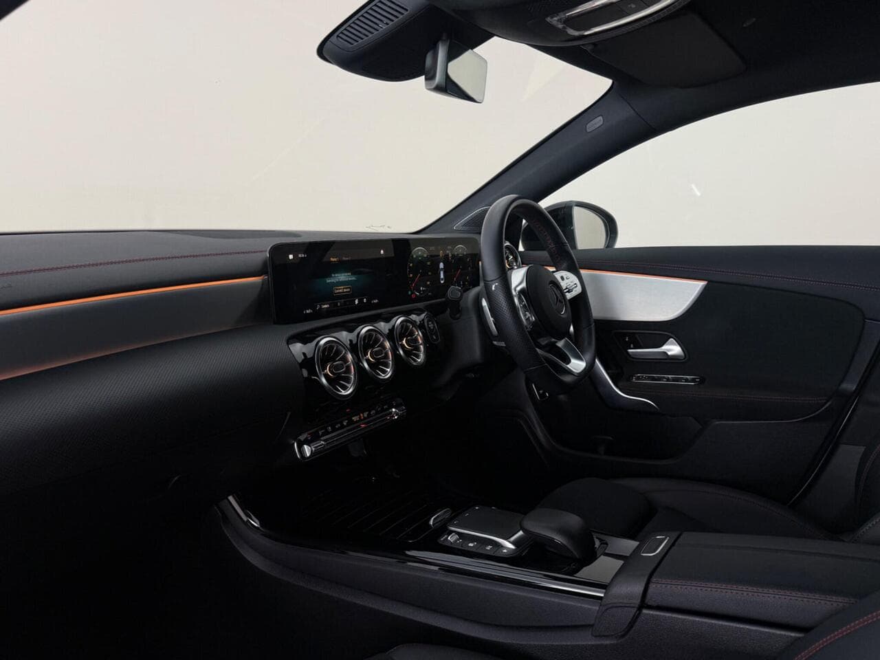 Mercedes-Benz CLA thumbnail Interior Front