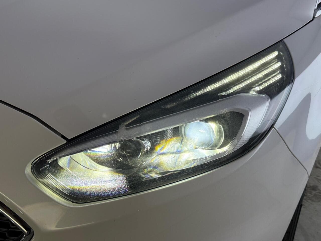Ford S-Max thumbnail Lights Front