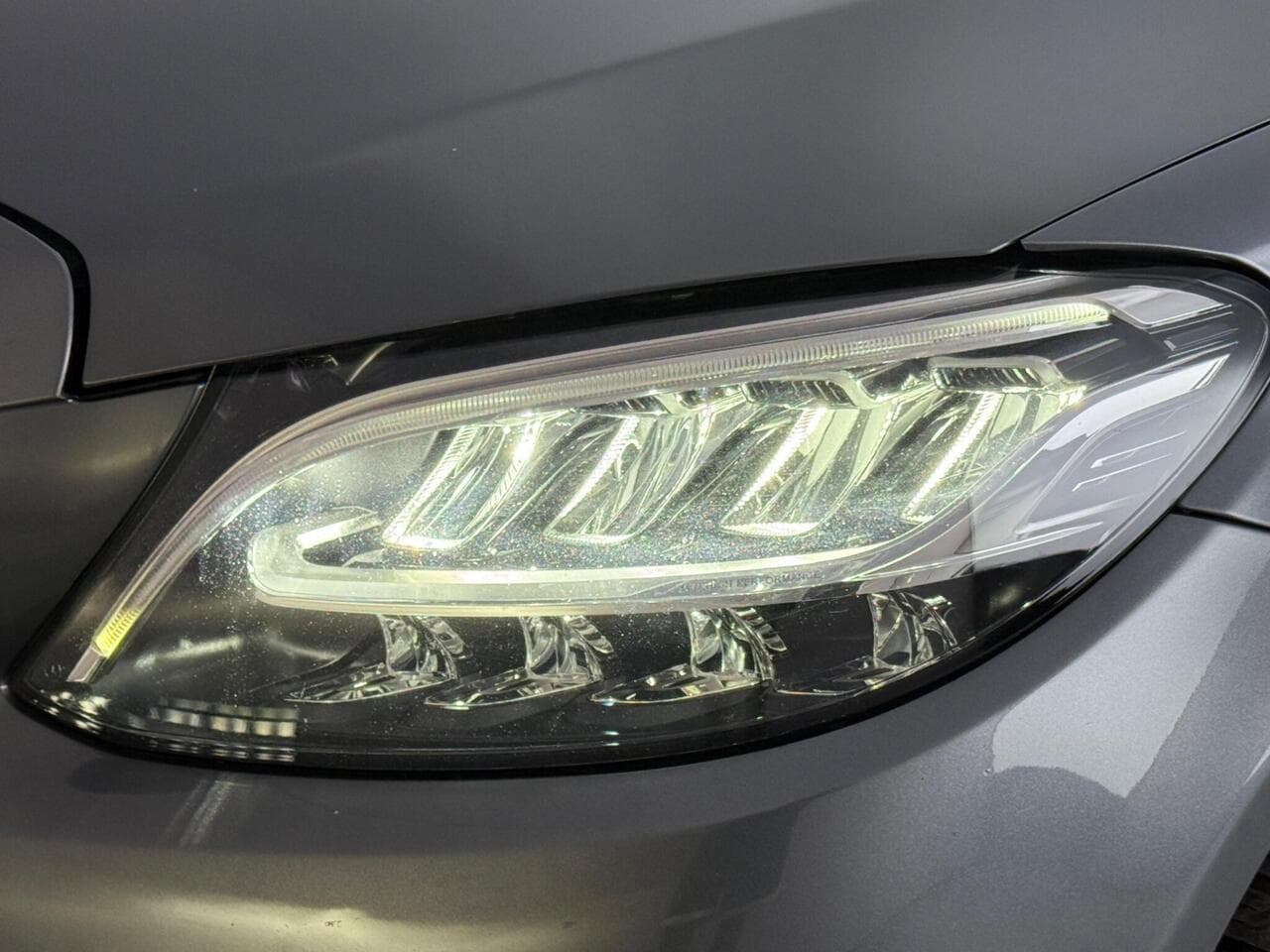 Mercedes-Benz C Class thumbnail Lights Front