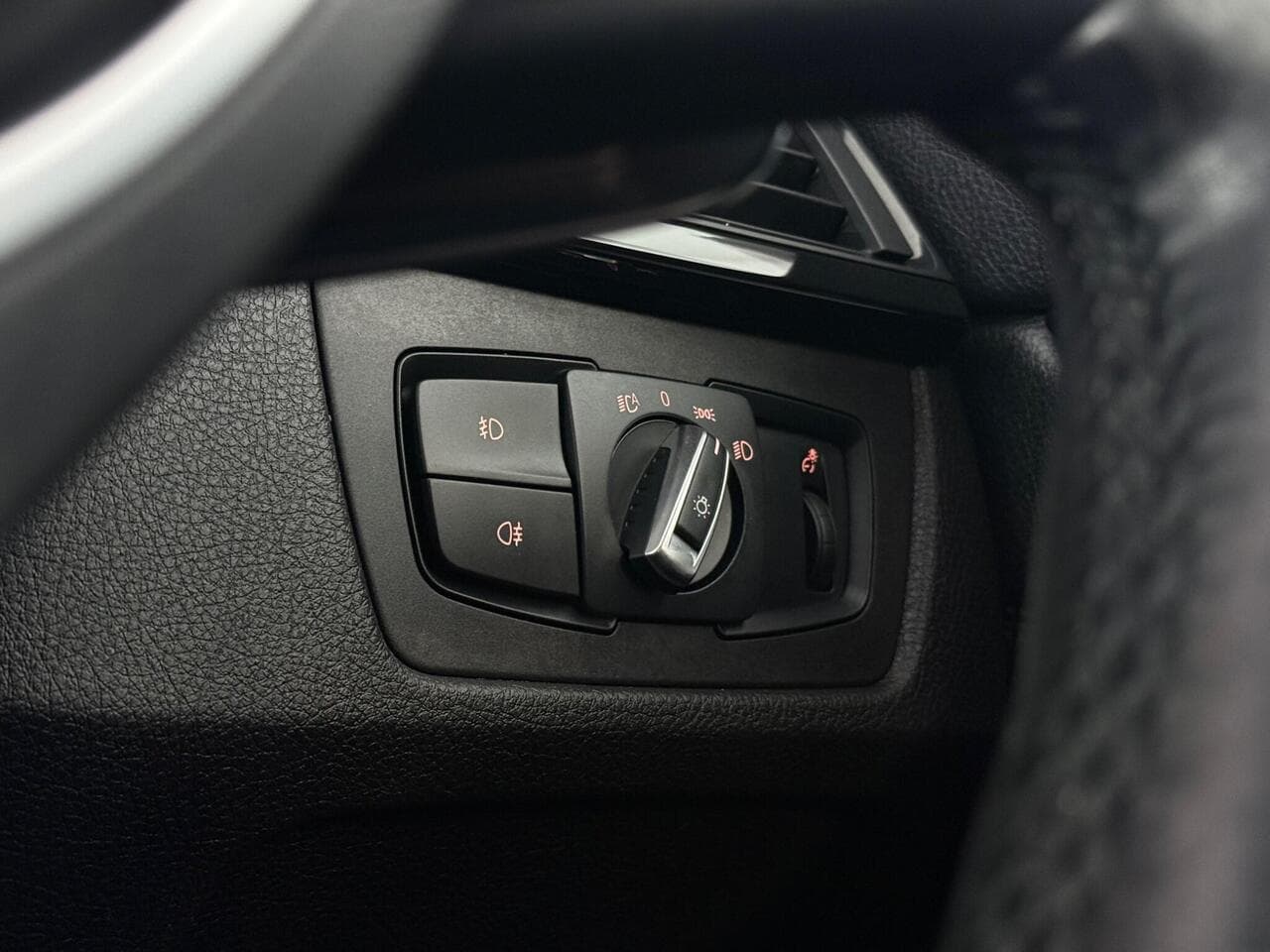 BMW 4 Series thumbnail Misc Controls