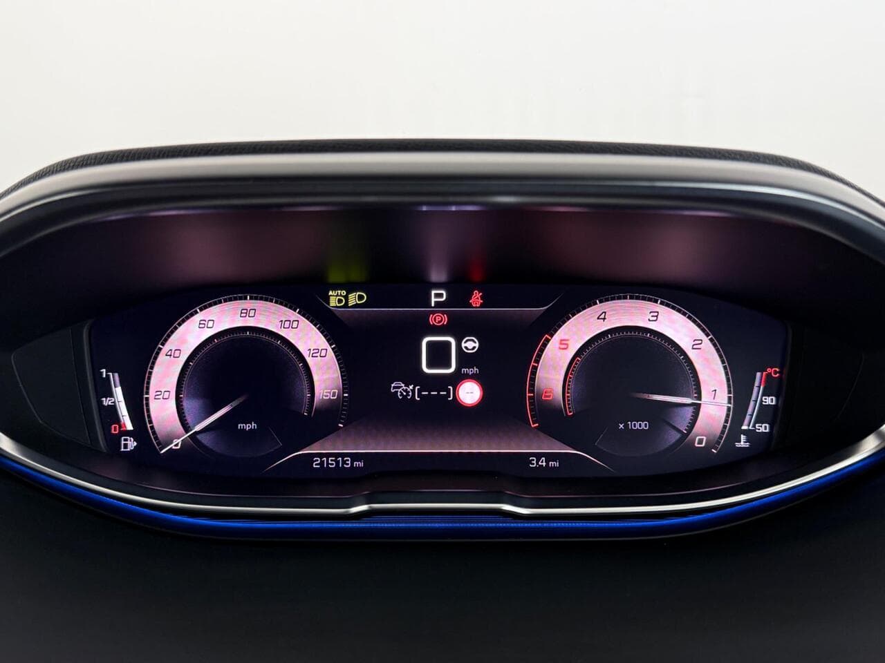 Peugeot 3008 thumbnail Driver Instruments