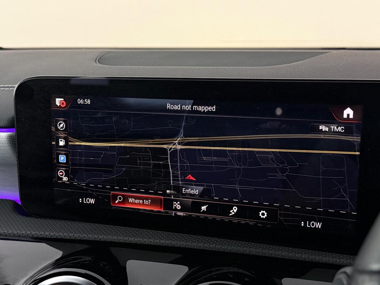 Mercedes-Benz A Class thumbnail Infotainment System