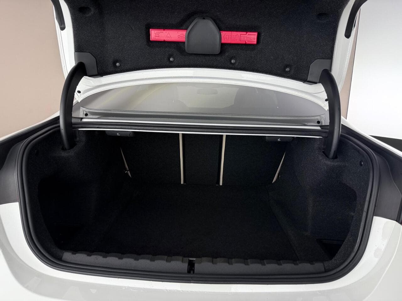 BMW 4 Series thumbnail Boot