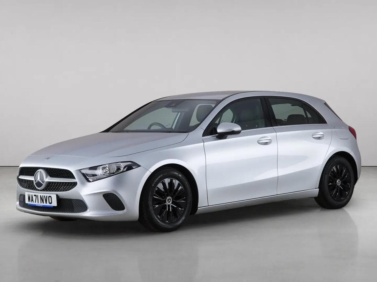 Mercedes-Benz A Class thumbnail Front Left