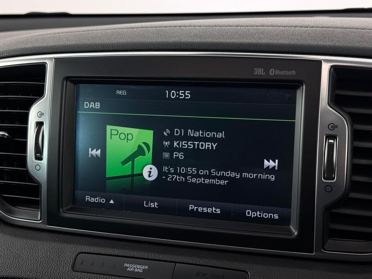 Kia Sportage thumbnail Infotainment System