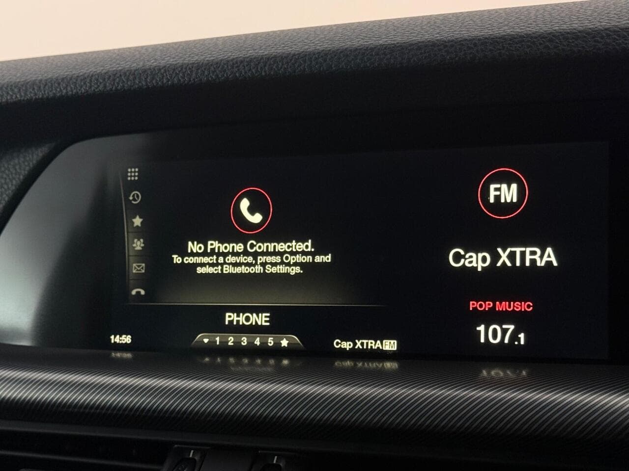 Alfa Romeo Stelvio thumbnail Infotainment System