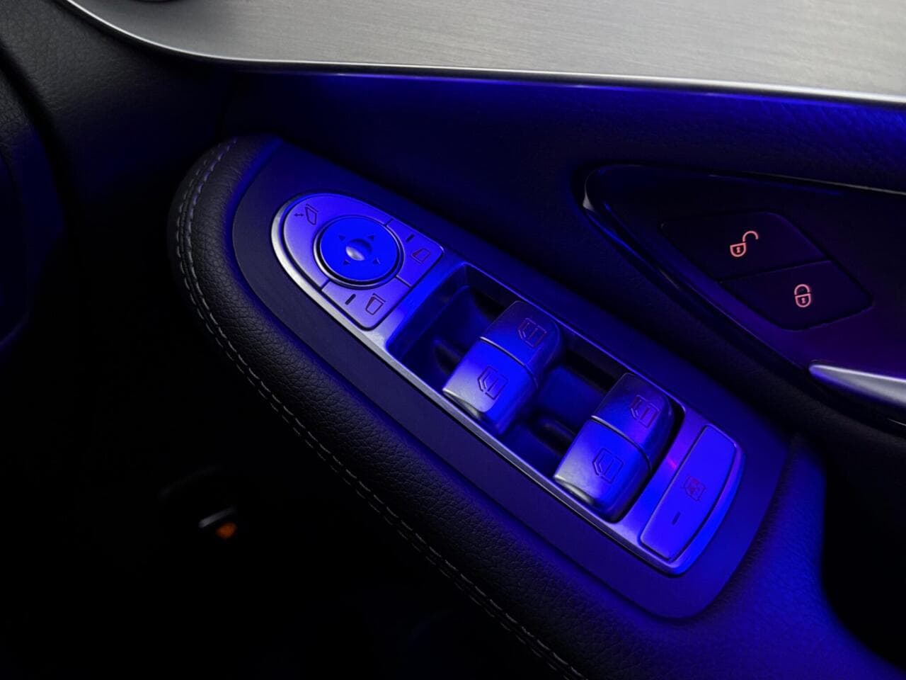 Mercedes-Benz GLC thumbnail Misc Controls